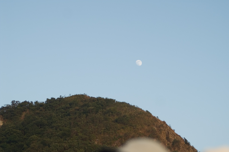 moon rise 2.jpg