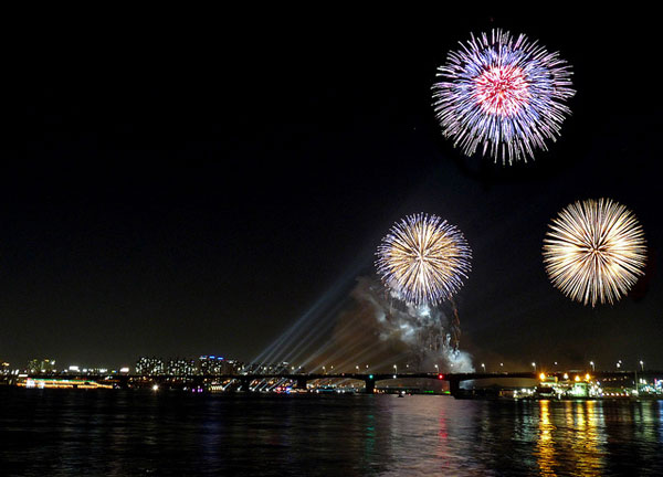 seoul-fireworks.jpg
