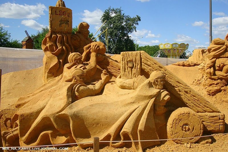 roman_empire_sand_sculptures_03.jpg