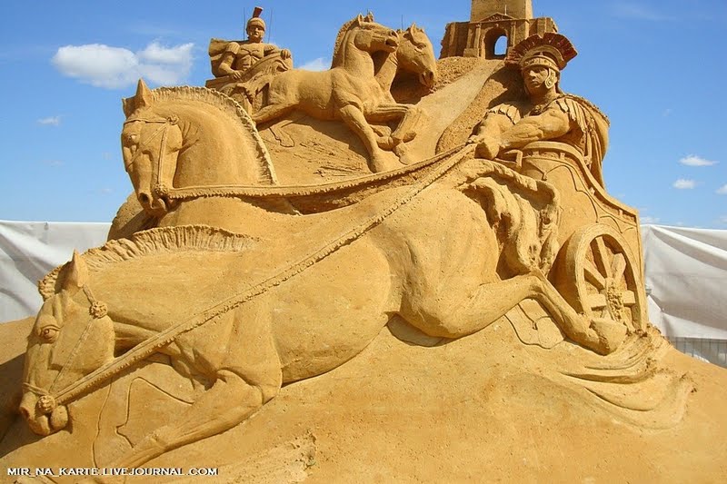 roman_empire_sand_sculptures_15.jpg