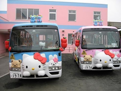 japanese_school_buses_07.jpg