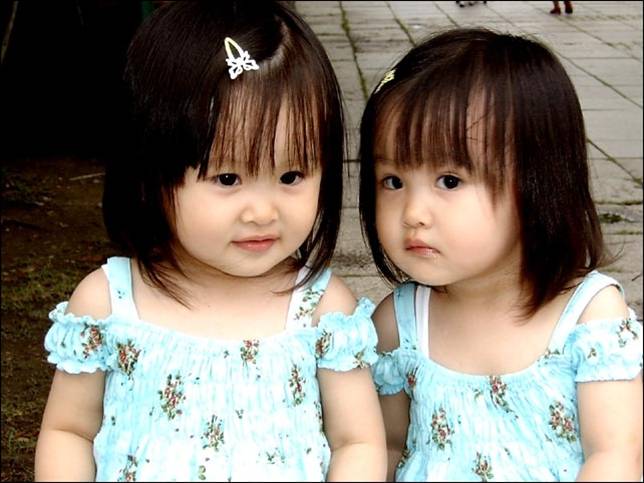 twins.jpg
