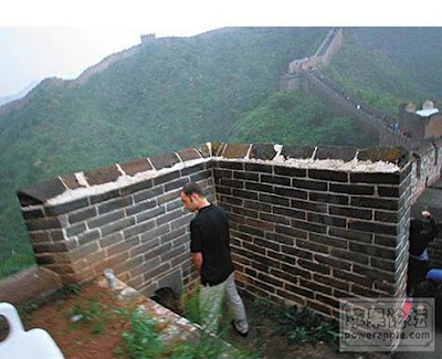 only_in_china_8.jpg