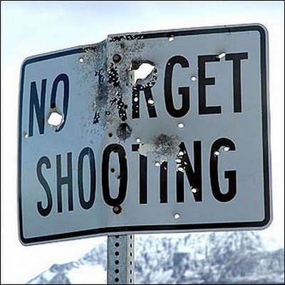 funny_road_signs_03.jpg