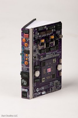 pcb_sculptures_steven_rodrig_04.jpg