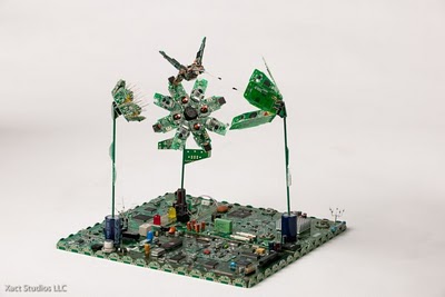 pcb_sculptures_steven_rodrig_05.jpg