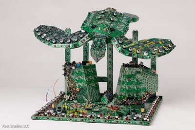 pcb_sculptures_steven_rodrig_06.jpg