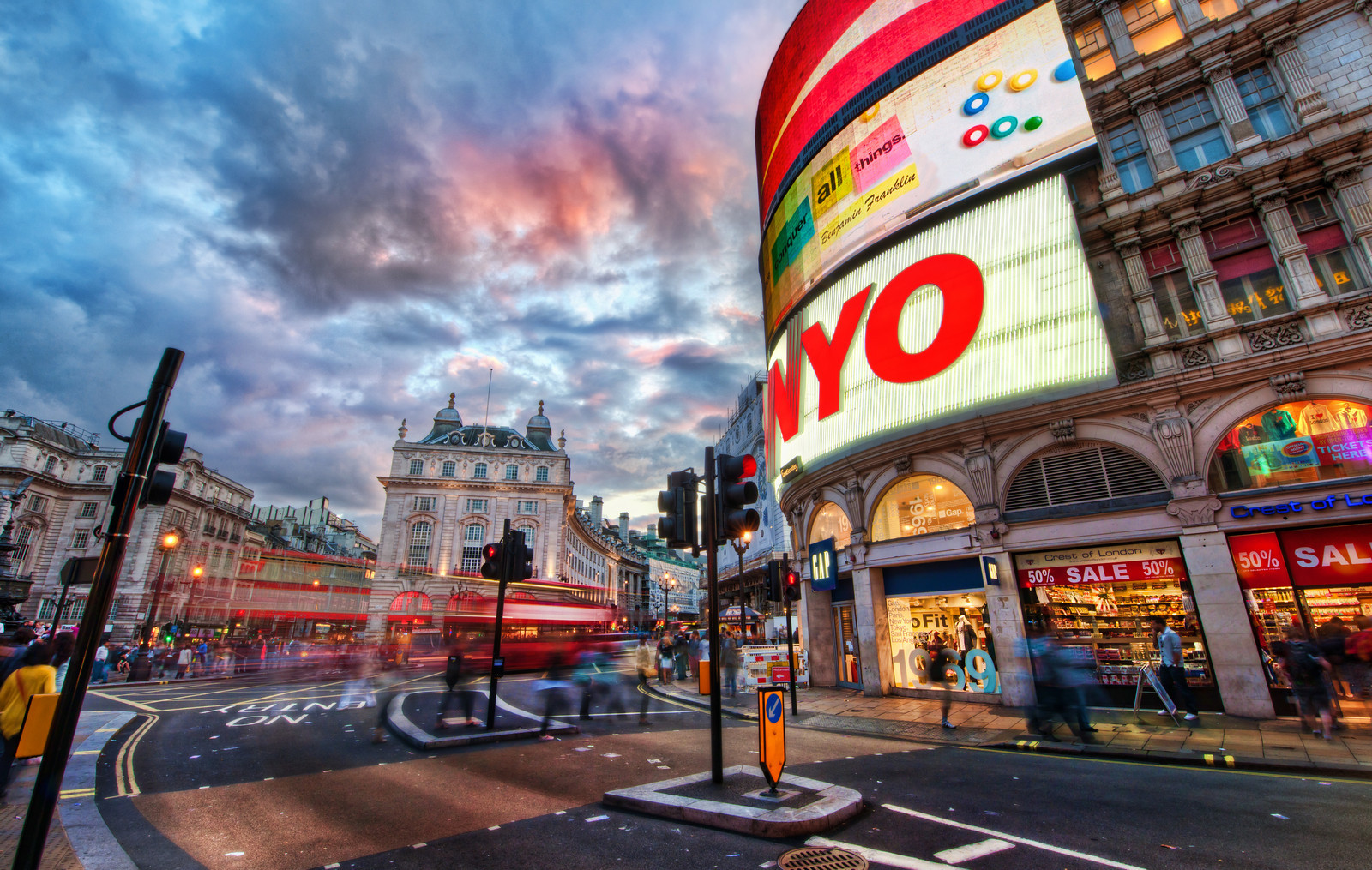 London-Picadilly-X3.jpg