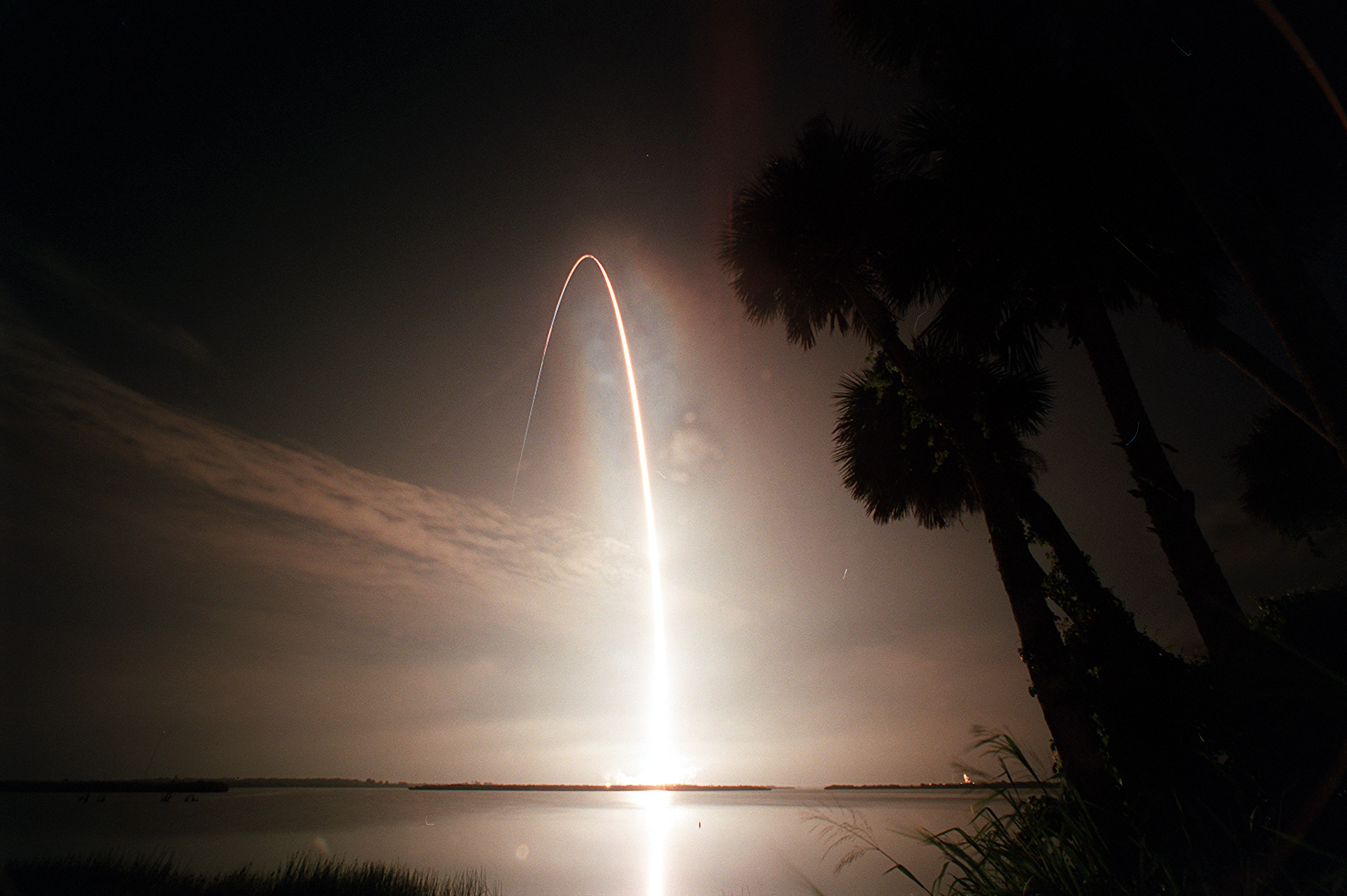 atlantis_sts104_big.jpg