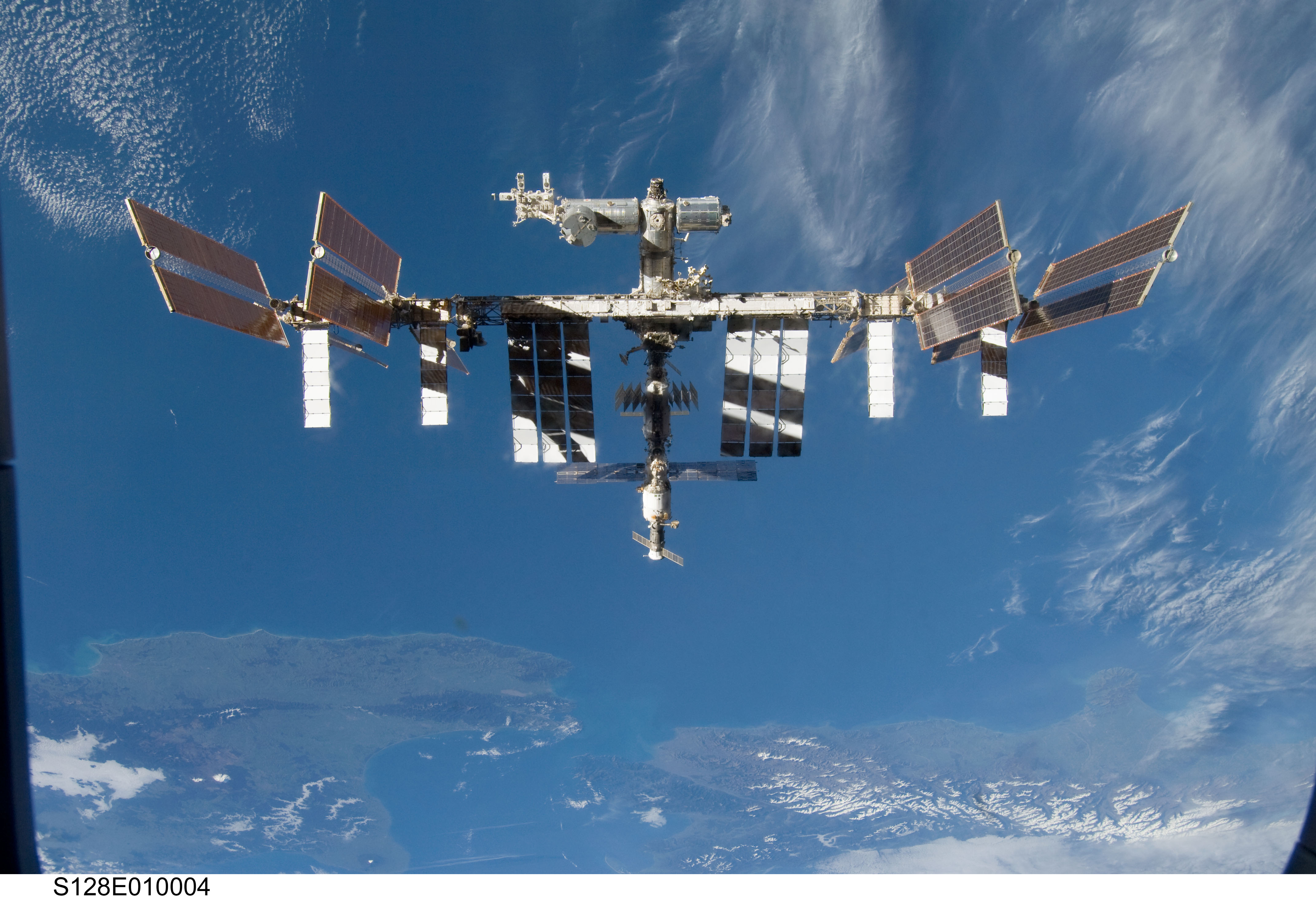iss_sts128_big.jpg