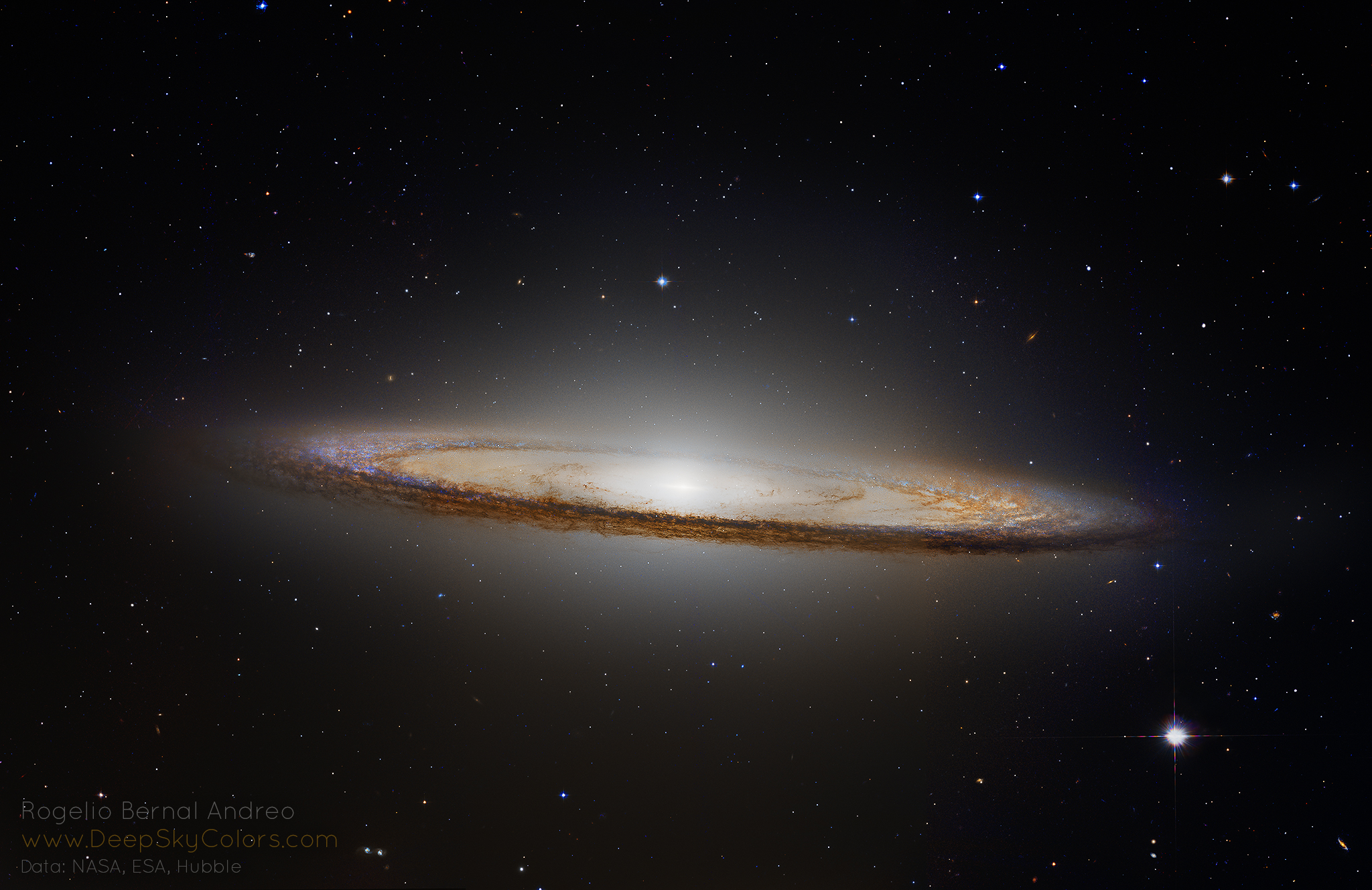 M104_Hubble_rba.jpg