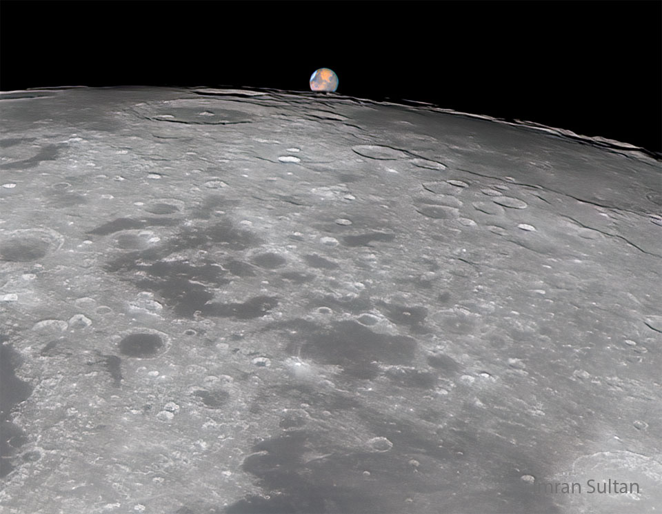 MoonMars_Sultan_960.jpg