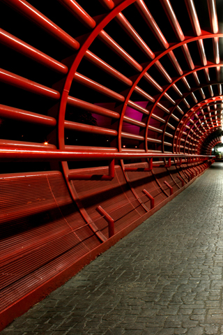 01395_tunnel_320x480.jpg