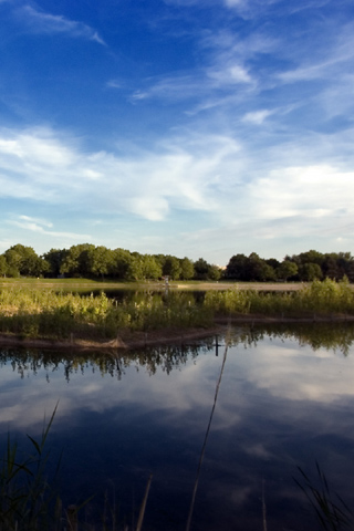 01318_lakeofdreams_320x480.jpg