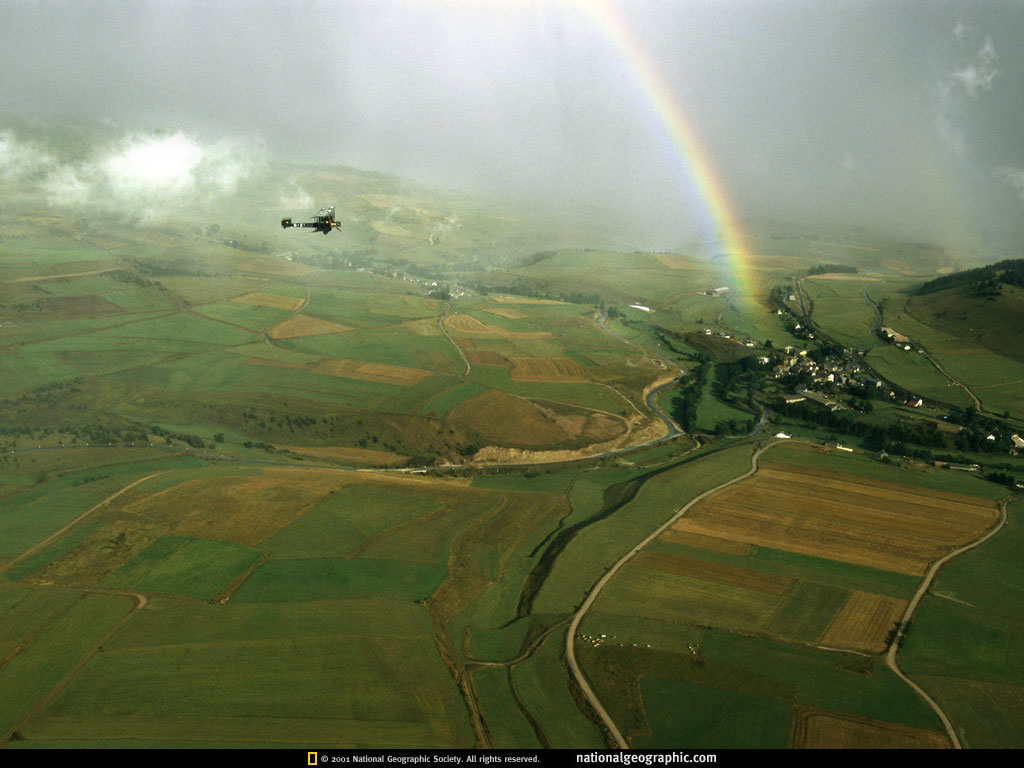 NGM1995_05p16-7.jpg