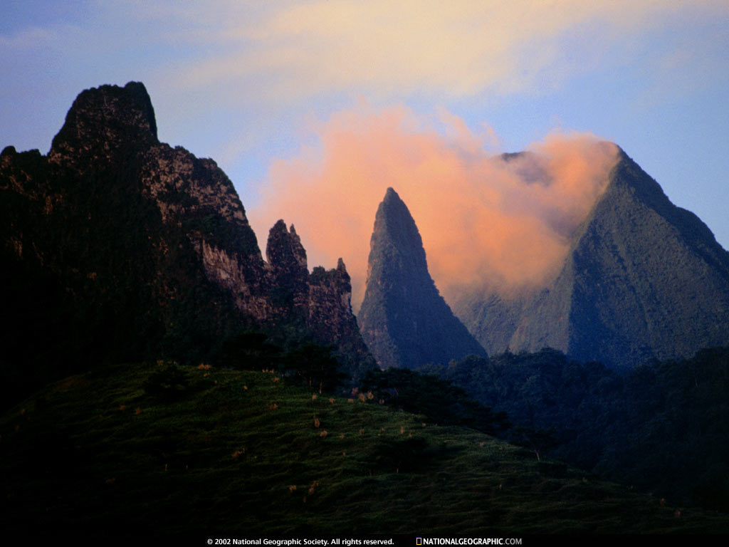 NGM1997_06p22-3.jpg