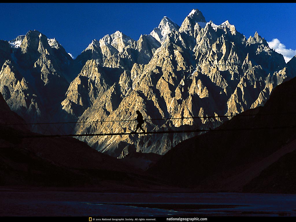NGM1997_10p54-5.jpg