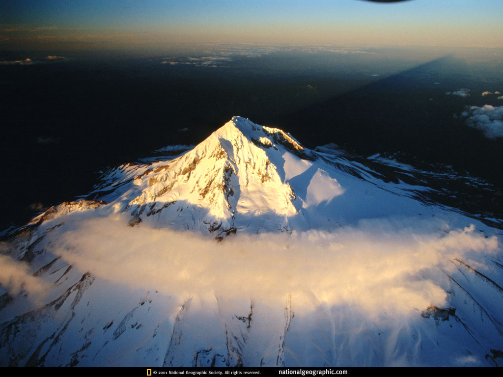 NGM1998_05p26-7.jpg