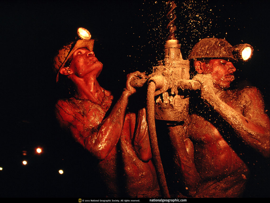 NGM1998_05p40-1.jpg