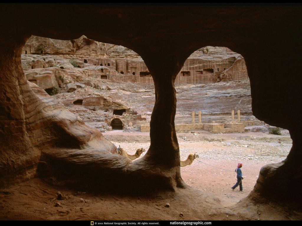 NGM1998_12p122-3.jpg